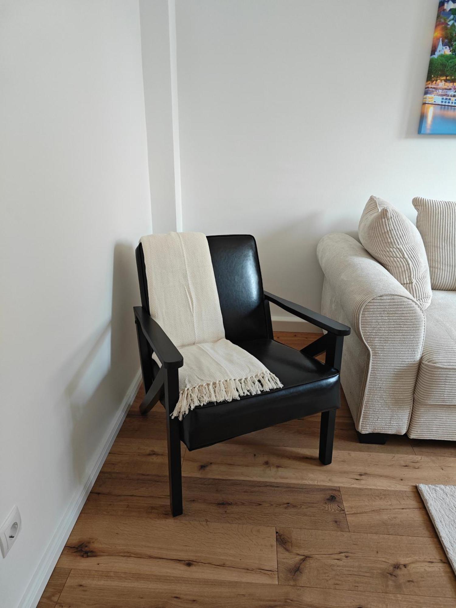 Charmante 2 Zimmer-Wohnung Mit Fahrradstellplaetzen Koblenz  Exterior photo